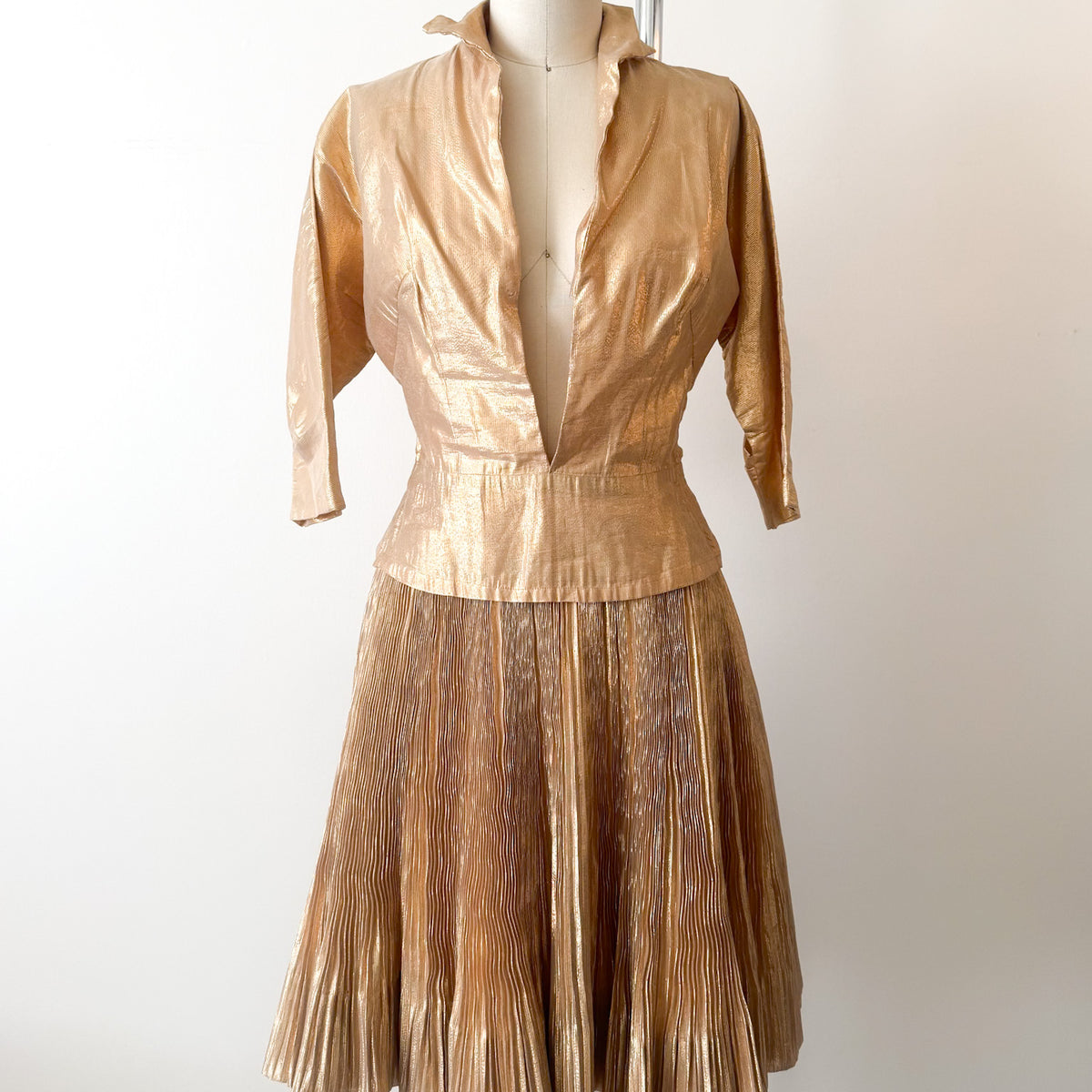 1950's Anita Bari Gold Lamé Blouse & Skirt Ensemble