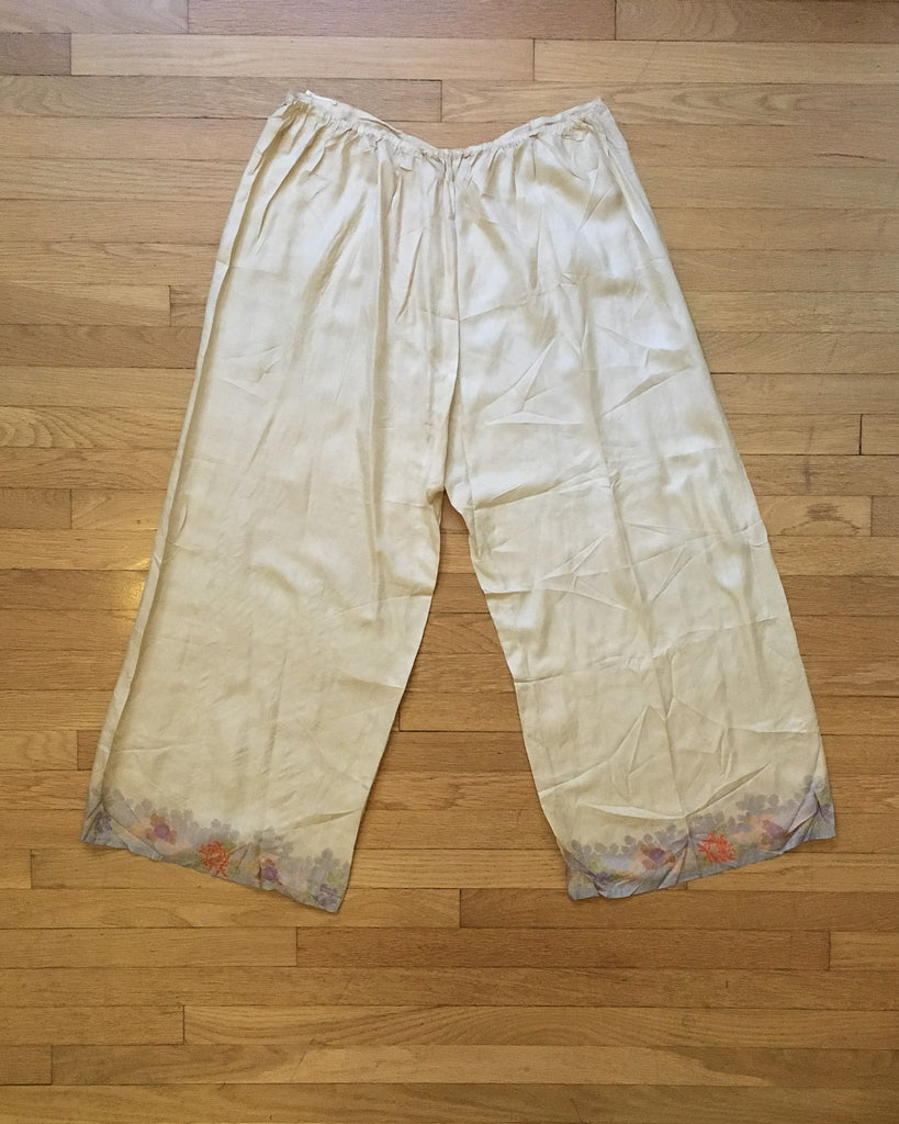 Pongee Set 1930’s Pongee Silk Flora PJ Set – Carny Couture