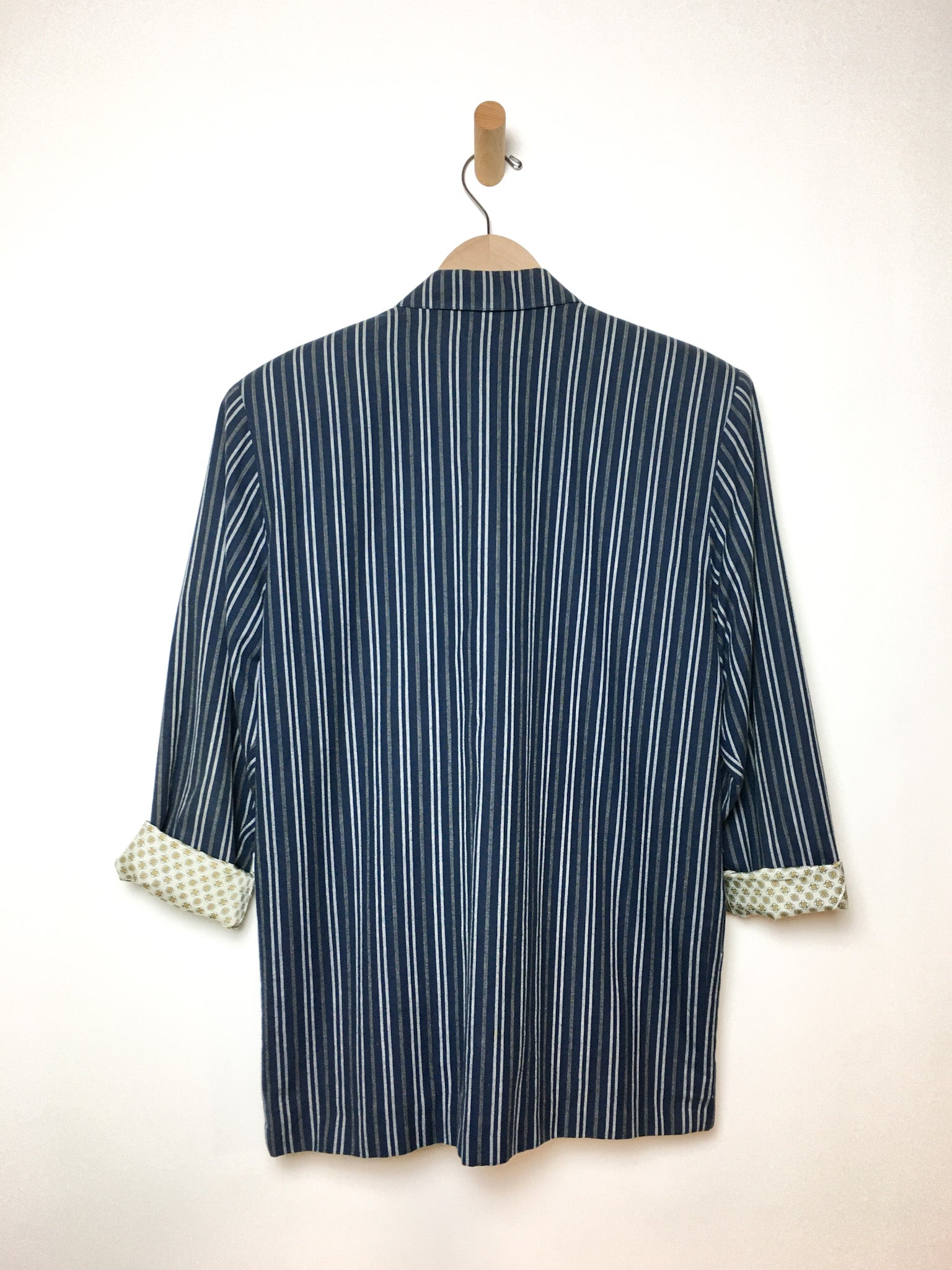 Liz Claiborne Striped Blazer – Carny Couture
