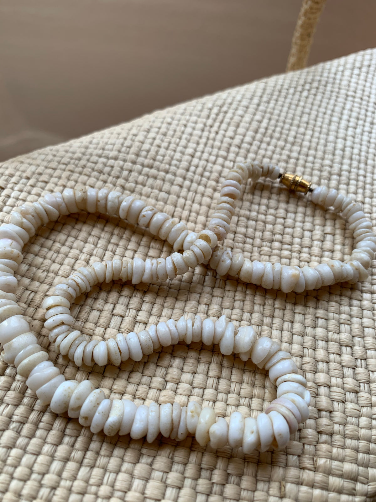 Vintage Fine Natural Puka Shell Necklace - Yourgreatfinds