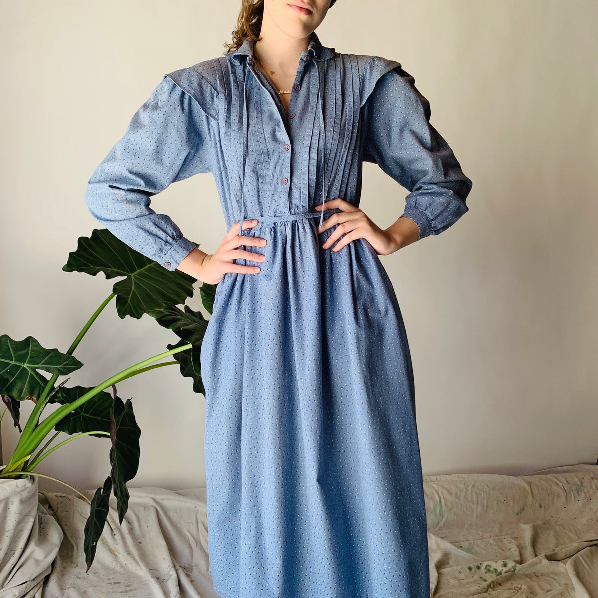 blue calico dress Rare 1890s-1900s Indigo Calico Wrapper Prairie Dress